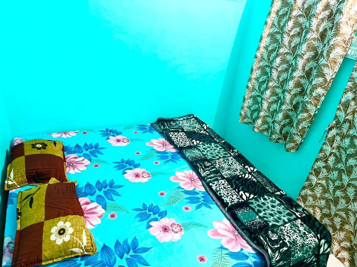 Shri Gamya Guest House Ujjain Bagian luar foto
